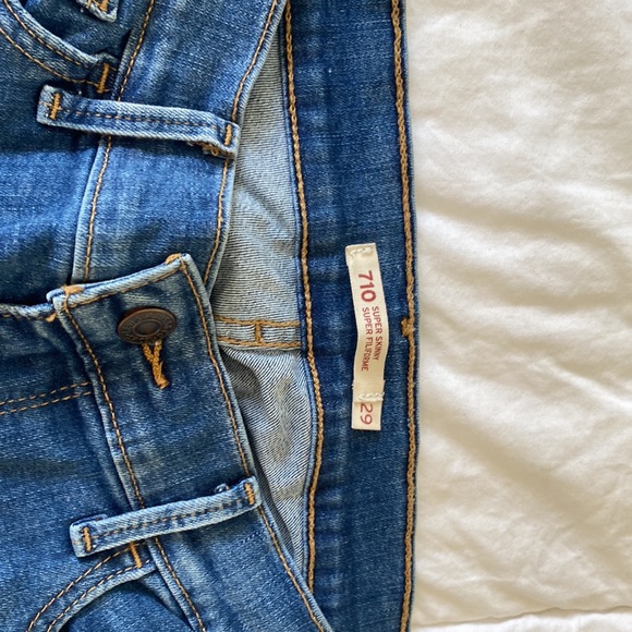 ⭐️2/20$ - LEVIS 710 Blue Super Skinny Demin Jeans - Picture 3 of 4